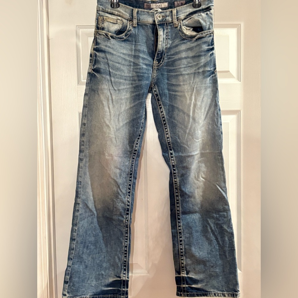 BKE denim jeans. Distressed.  Zipper and button works well.